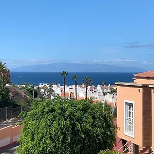 orlando-apartment-tenerife.adeje-hotels.com/